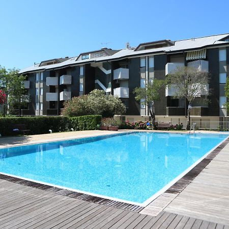 Casa Marina Apartment Lignano Sabbiadoro Exterior photo